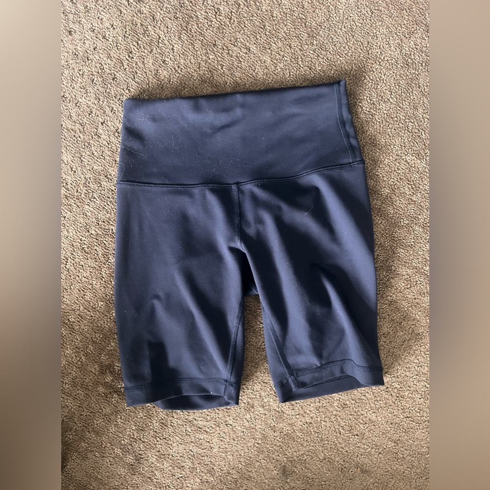 Women’s Lululemon shorts